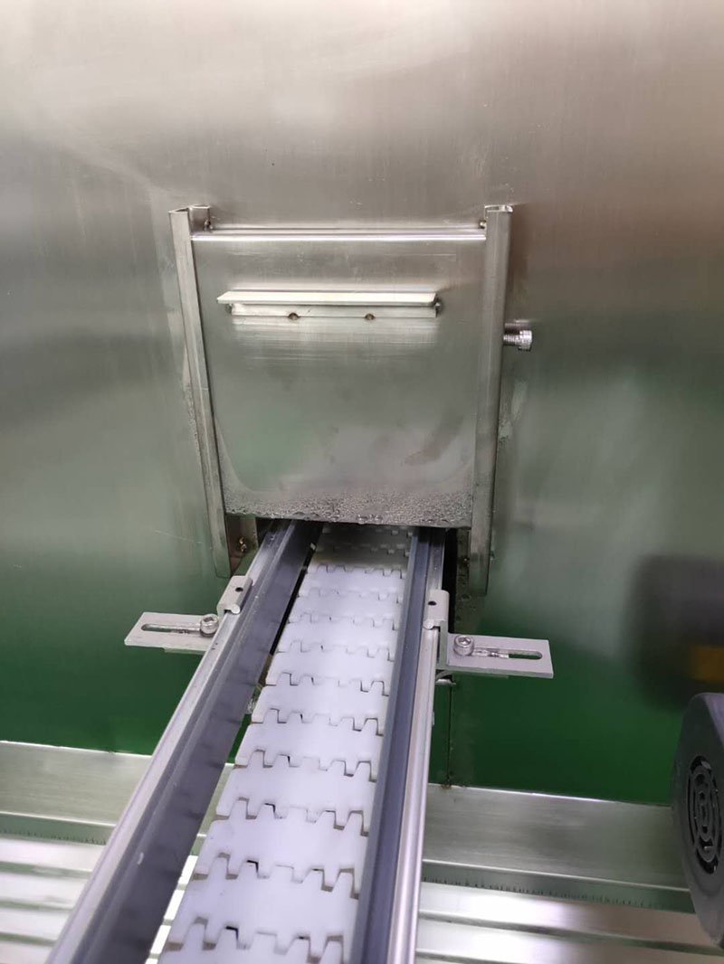 紅茶的儲(chǔ)藏方式是怎樣的?全自動(dòng)扁茶機(jī)廠家給您做介紹 紅茶的儲(chǔ)藏方式是怎樣的?全自動(dòng)扁茶機(jī)廠家給您做介紹